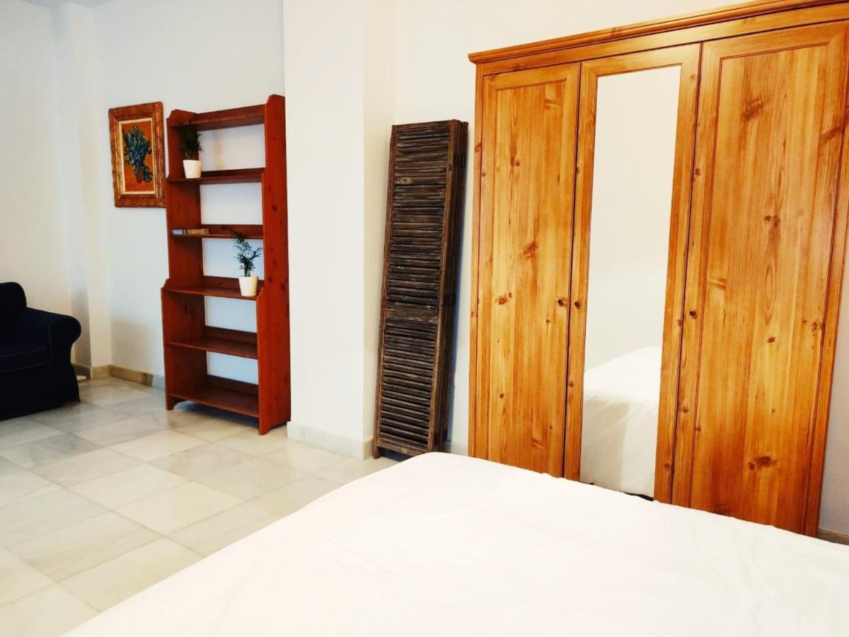 Estudio Morgado.Tranquilidad. Calle Amor De Dios! Севиля Екстериор снимка