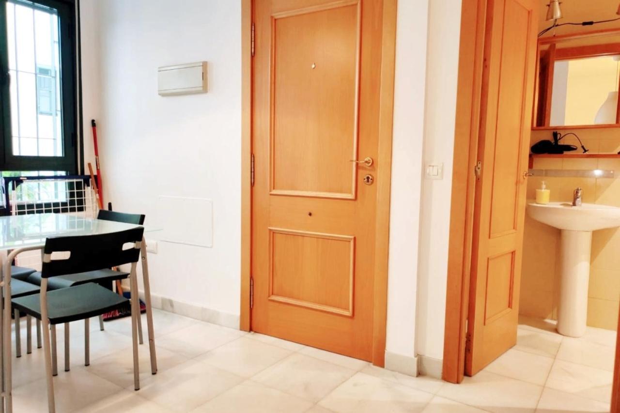 Estudio Morgado.Tranquilidad. Calle Amor De Dios! Севиля Екстериор снимка