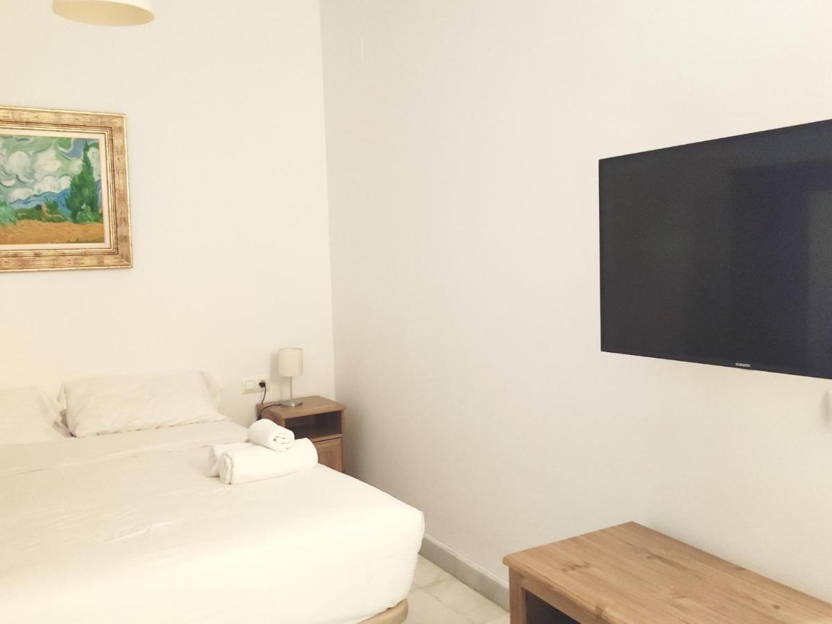 Estudio Morgado.Tranquilidad. Calle Amor De Dios! Севиля Екстериор снимка